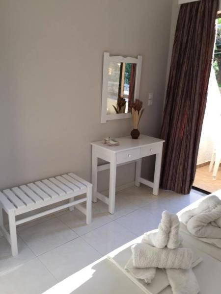 Voula Studios Faliraki Exteriör bild
